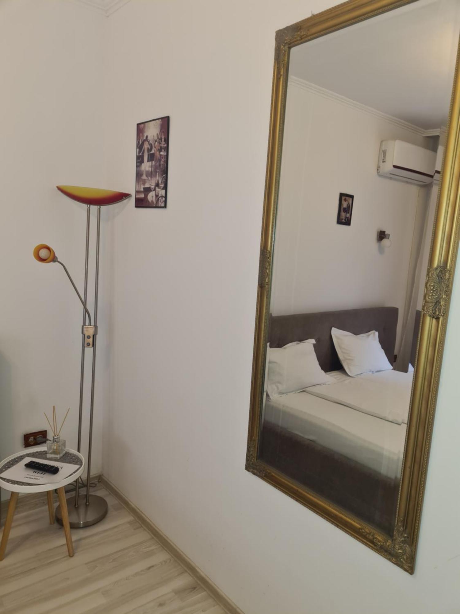 Pensiunea Corina Boutique Крайова Екстериор снимка